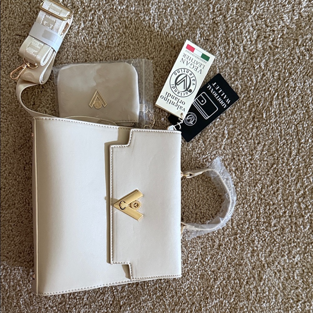 Valentino Orlandi Elegant Cream Handbag with Gold Accents
